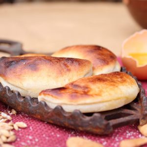 Empanadas de Yema Suprema